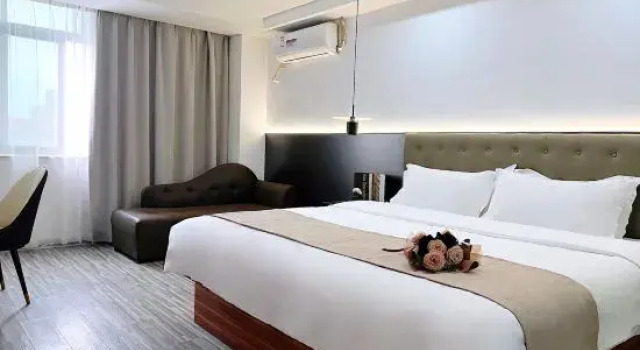 Beihai Xingbo Express Hotel North Bay Plaza Branch, Prenota Hotel Beihai Guangxi