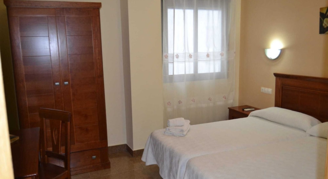 Ruralis Altozano, Book Hostel / Vandrerhjem Hostels i Caceres Province, Hostel / Vandrerhjem