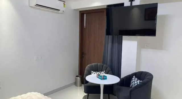Номер Standard J60 Suites, Ashok Vihar - Near Netaji Subhash Place