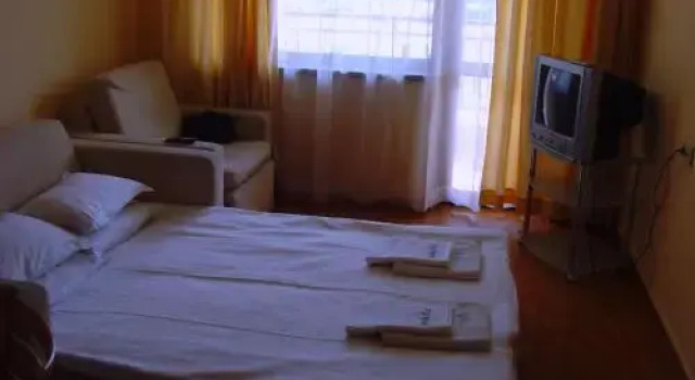 Sunny Dreams, Забронировать Отель Отели Солнечного берега с бассейном, рядом с Клуб GRAND, Бассейн