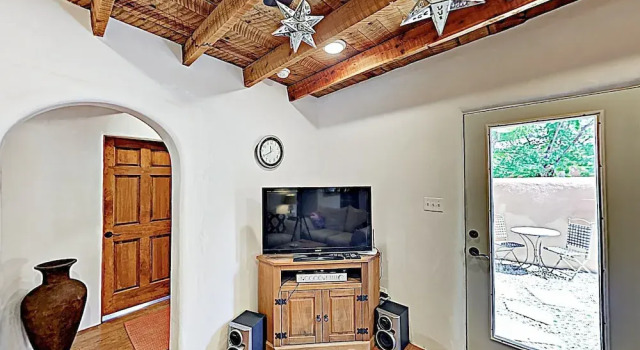 218 Taos - 2 Br Home, Забронировать Дом для отпуска Таос Таос-Ски-Вэлли, рядом с Kakawa Chocolate House