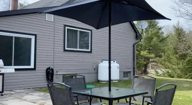 Коттедж с 4 комнатами Dream vacation cottage for all seasons 4 bdr/2bath