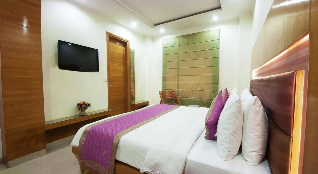 Treebo Trend Hotel Fortuner, Забронировать Отель Отели Нью-Дели с завтраком, Завтраки