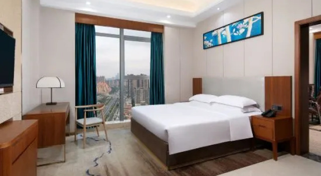 Двухместный люкс c 1 комнатой Ramada By Wyndham Changsha North