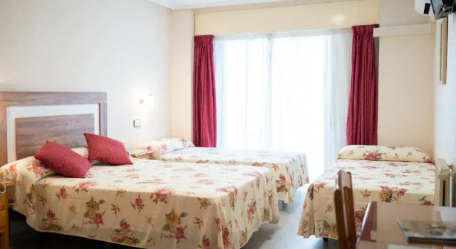 Трёхместный номер Standard Hotel Quino
