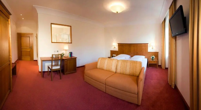Четырёхместный номер Standard Gasthof Hotel Post