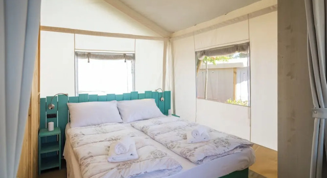 Семейный тент с 3 комнатами Boutique Camping Santa Marina