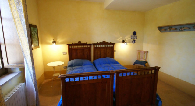 Belvilla by OYO Azulejos, Book Hotel Hoteller i Fabro med parkering, Parkering