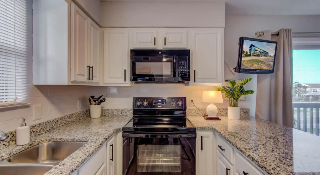 Adorable spacious condo in Gulf Shores, Boek Hotel Gulf Shores 