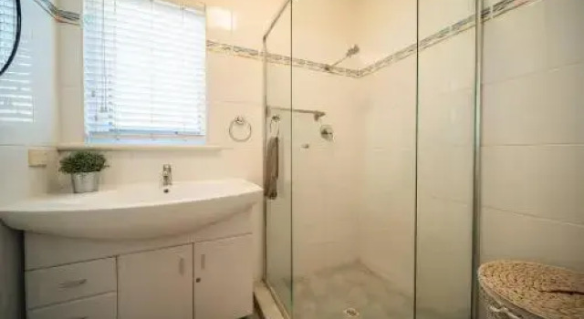 Masterpiece on Moseley-art Deco Luxury - Beach - Wifi, Book Hotel Adelaide 
