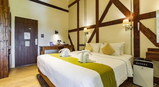 Двухместный номер Superior с балконом Le Charcoa Hotel