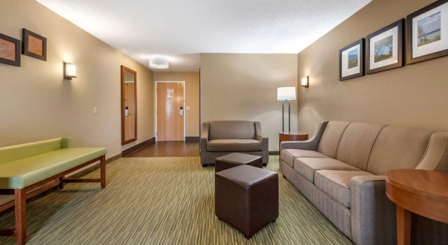Двухместный люкс Comfort Suites Elkhart North