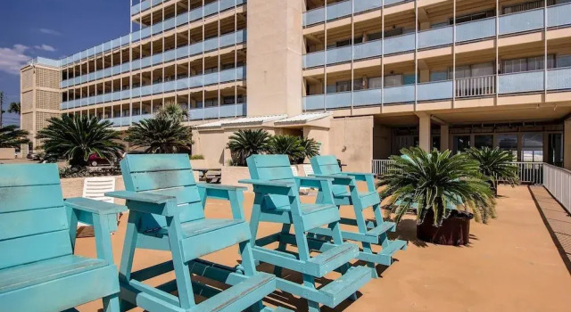 Fontainebleau Terrace by Counts-Oakes Resort Properties
