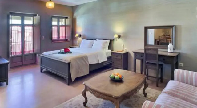 Полулюкс Haones Suites