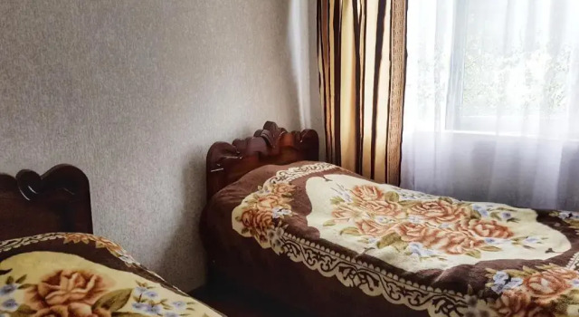 Guledanebi Guest House, Prenota Affittacamere Hotel a Samegrelo Zemo-Svaneti con parcheggio, Parcheggio