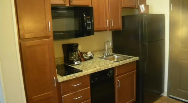 Четырёхместный номер Standard Teddys Residential Suites Watford City