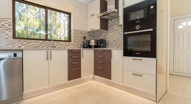 Коттедж Floresta Fabulous Villa Close to Beach and Golf