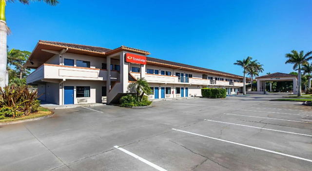 Кровать в общем номере Econo Lodge Vero Beach - Downtown