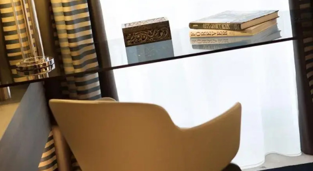 Двухместный номер Deluxe Renaissance Hamburg Hotel