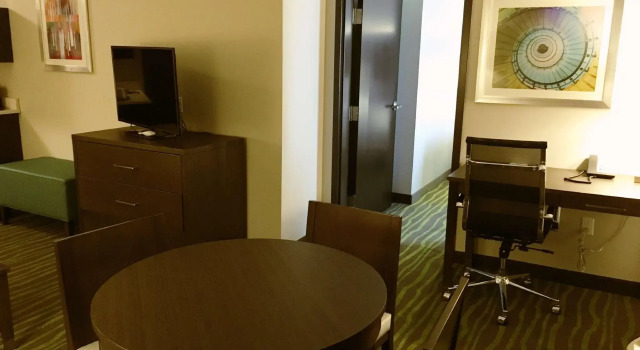 Люкс Best Western Plus Prien Lake Hotel & Suites - Lake Charles