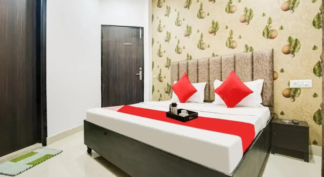 POP 70106 Hotel City Stay, Book Hotel Ludhiana Punjab