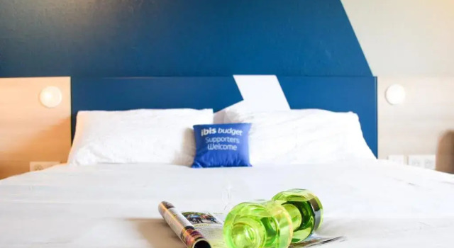 Трёхместный номер Standard ibis Budget Millau Viaduc