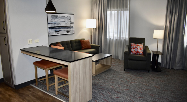 Candlewood Suites Indianapolis Downtown Medical District by IHG, Забронировать Отель Индианаполис Индиана