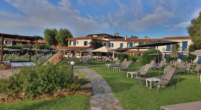 Hotel San Paolo 3  - Loiri Porto San Paolo, Забронировать Отель Ворота Сан-Паоло Изумрудный берег