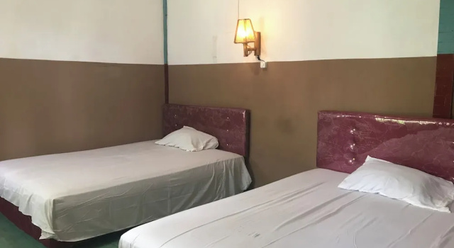 Четырёхместный семейный номер Standard с видом на парк Rinjani Terrace Cottage