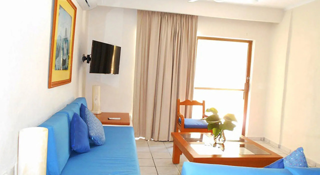 Park Royal Homestay Los Tules.