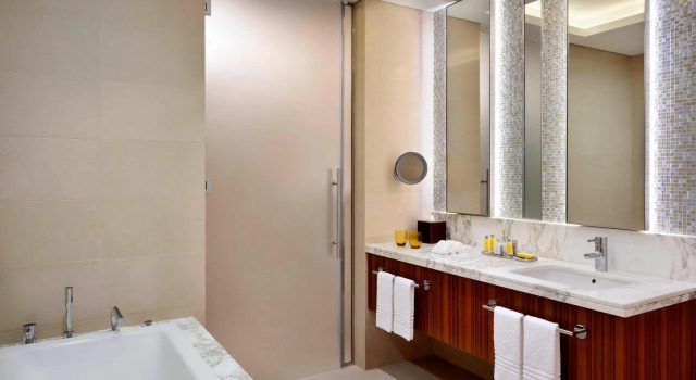 Двухместный полулюкс Marriott Hotel Downtown Abu Dhabi