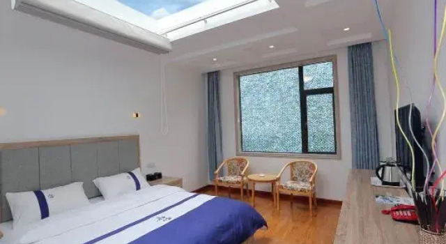 Xiazhi Weizhi Inn Mount Siguniang, Book Hotel Mount Siguniang Sichuan