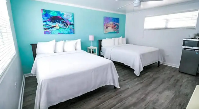 Четырёхместный номер Standard Drop Anchor Resort & Marina