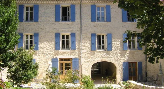 La Rialhe, Boek Hotel Taulignan Rhone-Alpen