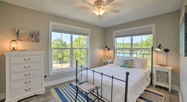 Bright & Airy Home: Chef's Kitchen & Pro Decor!