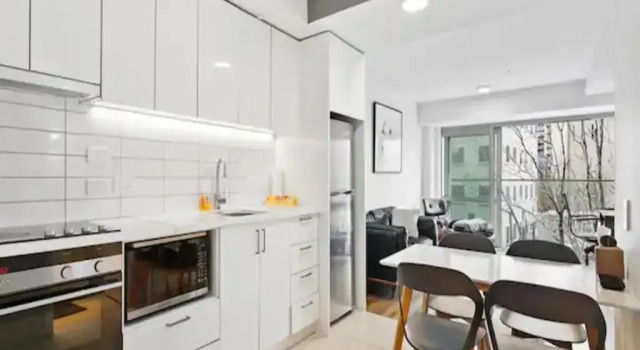 Апартаменты Central Modern Apt. w/ Working Space Zodiak Stays