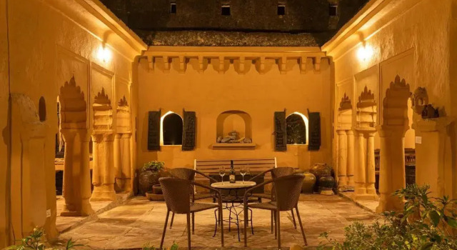 Stay Vista at Khohar Haveli 18th Century Palace with Modern Amenities, Varaa Hotelli Gurgaon Gurgaon Region