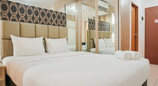 Chic and Cozy Studio at Tifolia Apartment