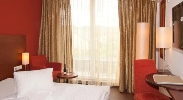 Weinresidenz Sonnleitner, Rezervați Hotel Hoteluri de 4 stele în Austria de Jos, 4*