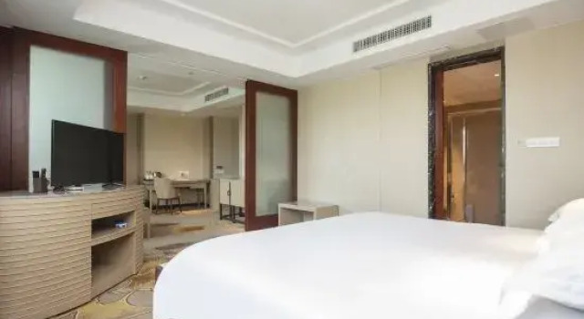 Люкс Deluxe Nanjing Shijiyuan Hotel Lakeside Garden