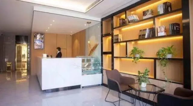 GreenTree Inn Wuxi railway station north shakou su, Rezerwuj Hotel Wuxi Jiangsu, w pobliżu Minfeng Station