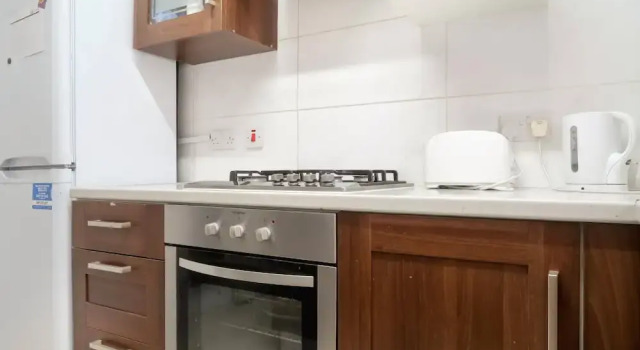 Greenland House Deluxe Guest Room, Забронировать Гостевой дом Лондон Большой Лондон, рядом с Рынок Backyard