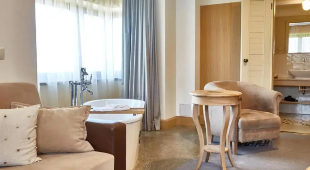 Люкс Executive A Gere Hotel and Wine Spa