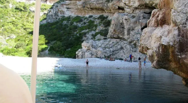 Holiday Home Tomislav, Prenota Appartamento Vis Vis