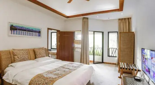 Люкс Deluxe Royal Waterlily Hotel