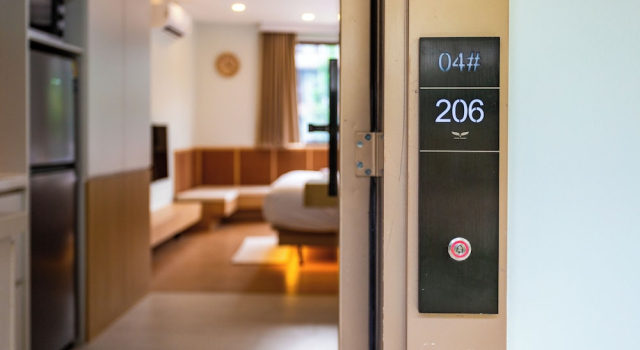 Prime Location Condo Pool Gym Sauna C270