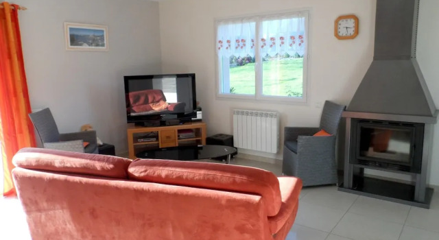 House With 4 Bedrooms in Plougrescant, With Wonderful sea View, Enclos, Rezerwuj Hotel  