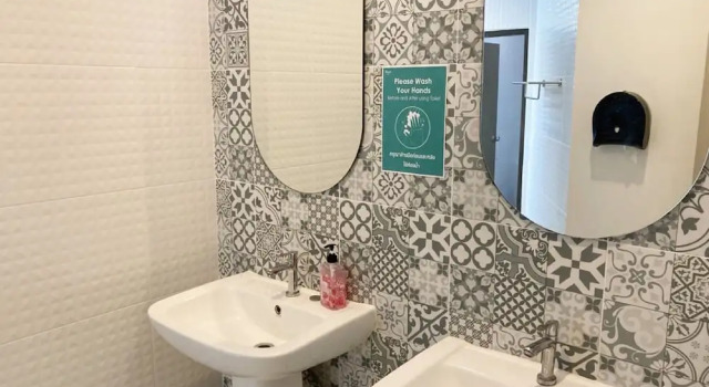 Кровать в общем номере с 4 комнатами iRest Ao Nang Hostel