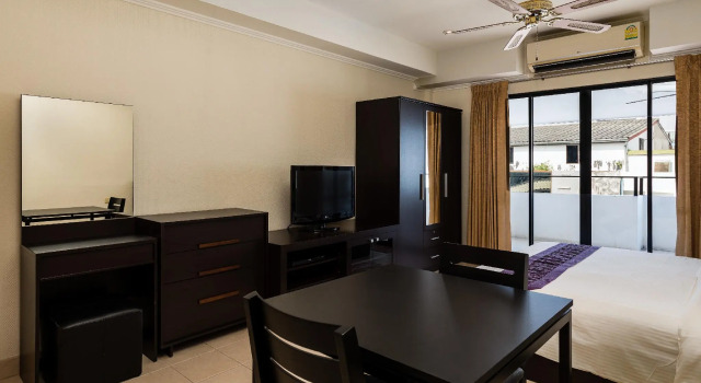 Апартаменты The Classroom Hotel