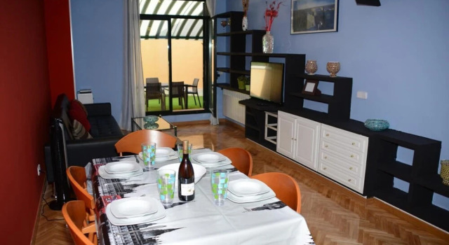 Ever House Ciudad Lineal, Varaa Hotelli Hotellit Madridin maakunta pysäköinnillä, Pysäköinti